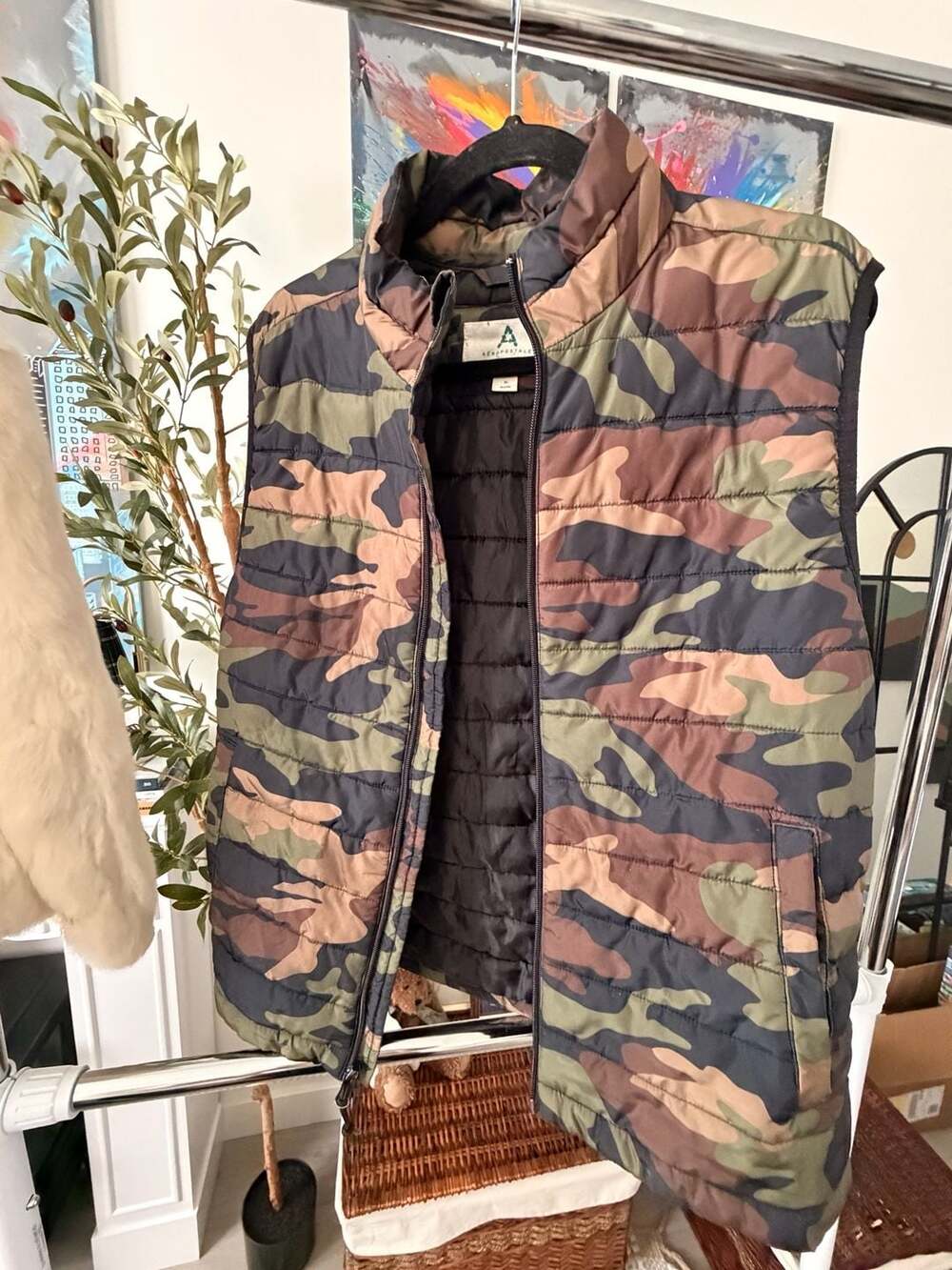 Aeropostale Camo Remixed Down Puffer Vest Size M Green Camouflage